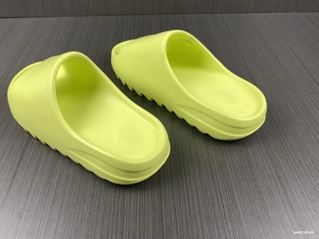 Slide GX6138 Adidas Yeezy Green 0710